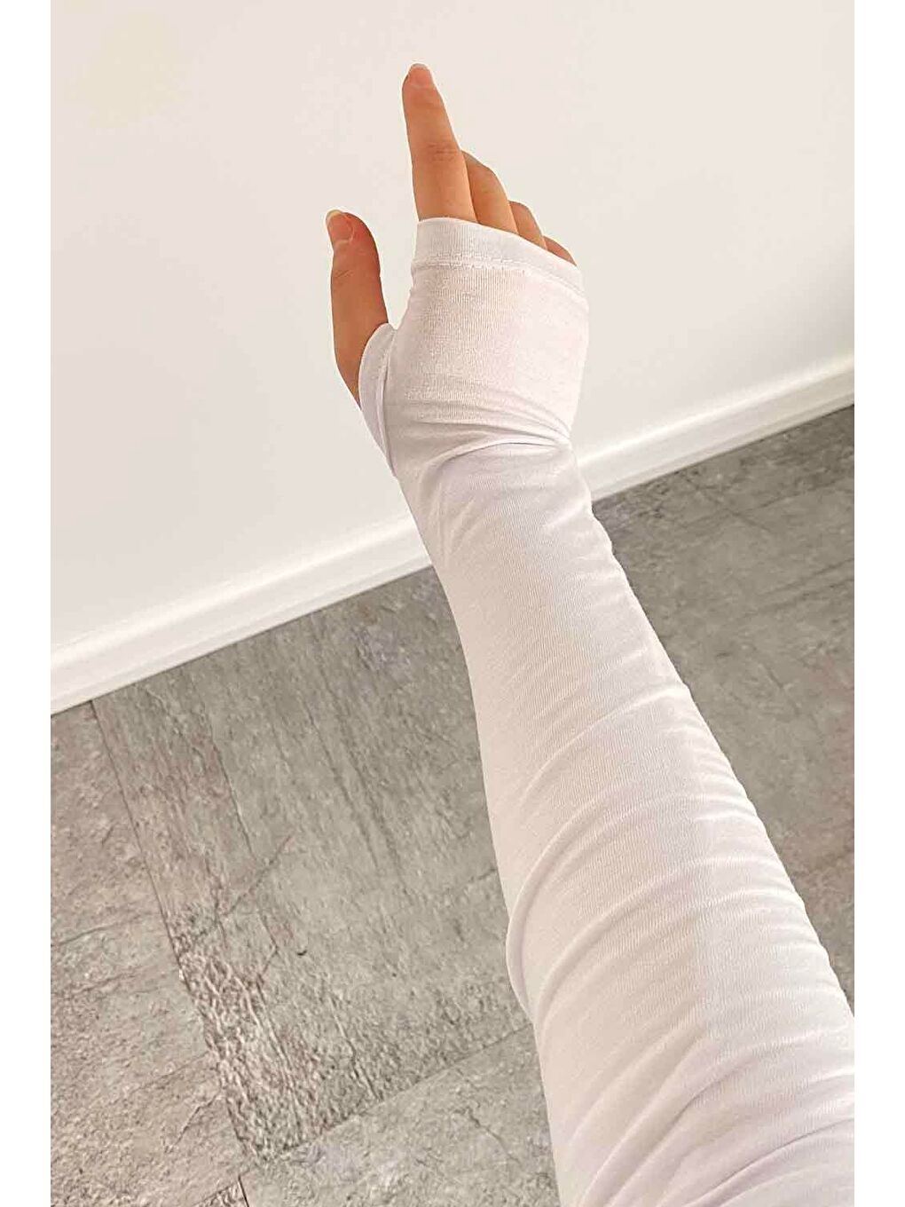 Eldiven Detaylı Balıkçı Yaka Body Beyaz-2