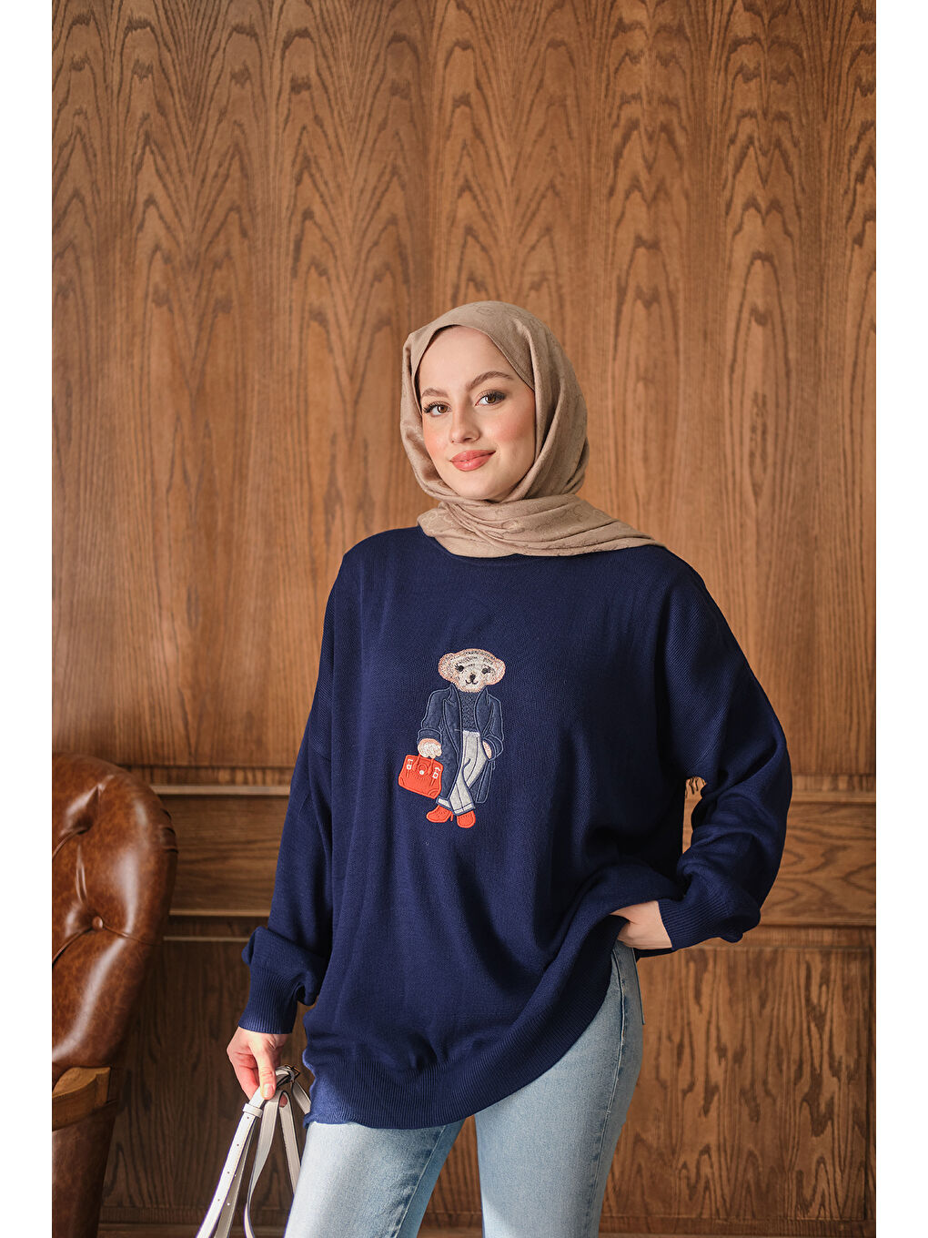 Kadın Ayıcık Nakışlı Triko Takım Lacivert-3