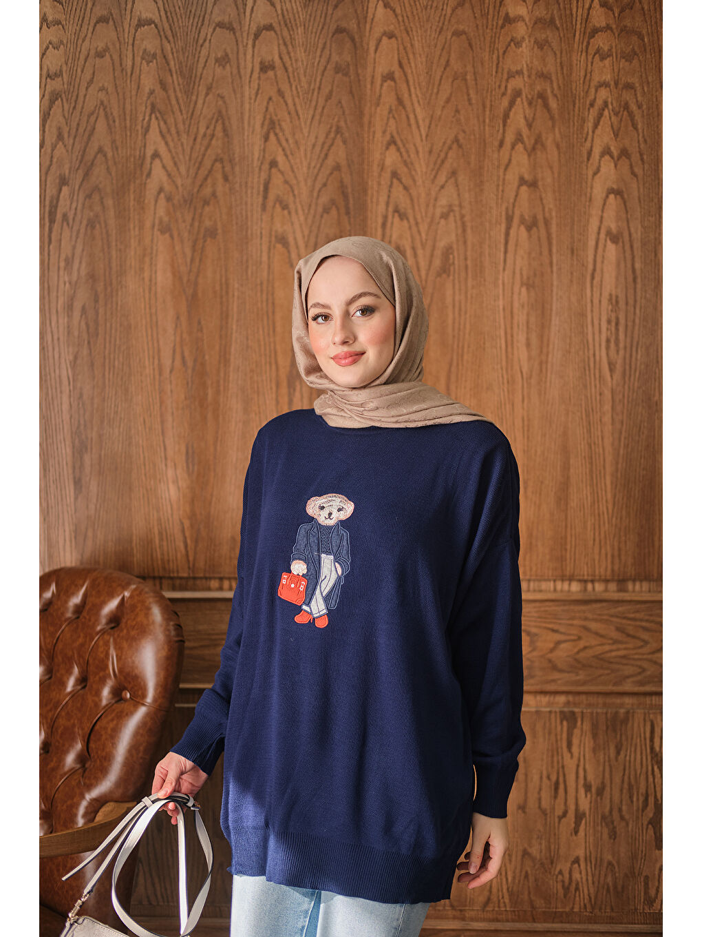 Kadın Ayıcık Nakışlı Triko Takım Lacivert-4