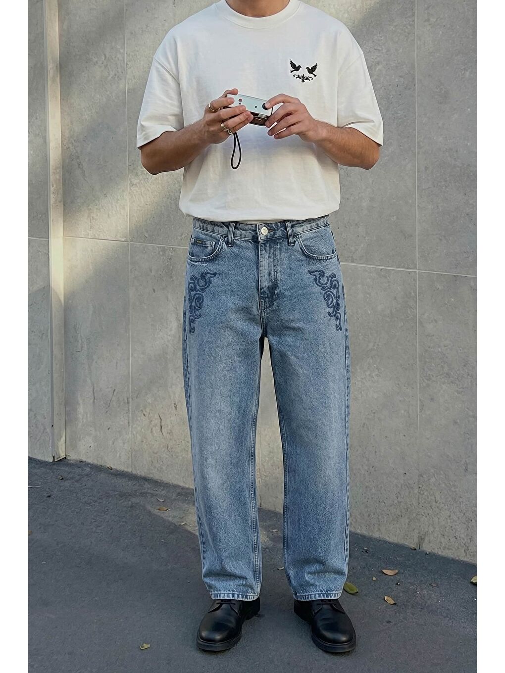 Erkek Baggy Nakış Detaylı Jean Pantolon Mavi-2