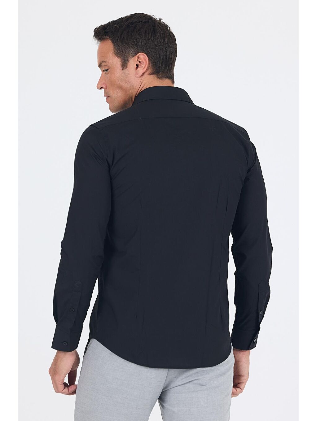 Siyah Uzun Kol Düz Bez Ayağı Sert Yaka Cepsiz Pamuklu Basic Slim Fit Gömlek 1004250057_001-4