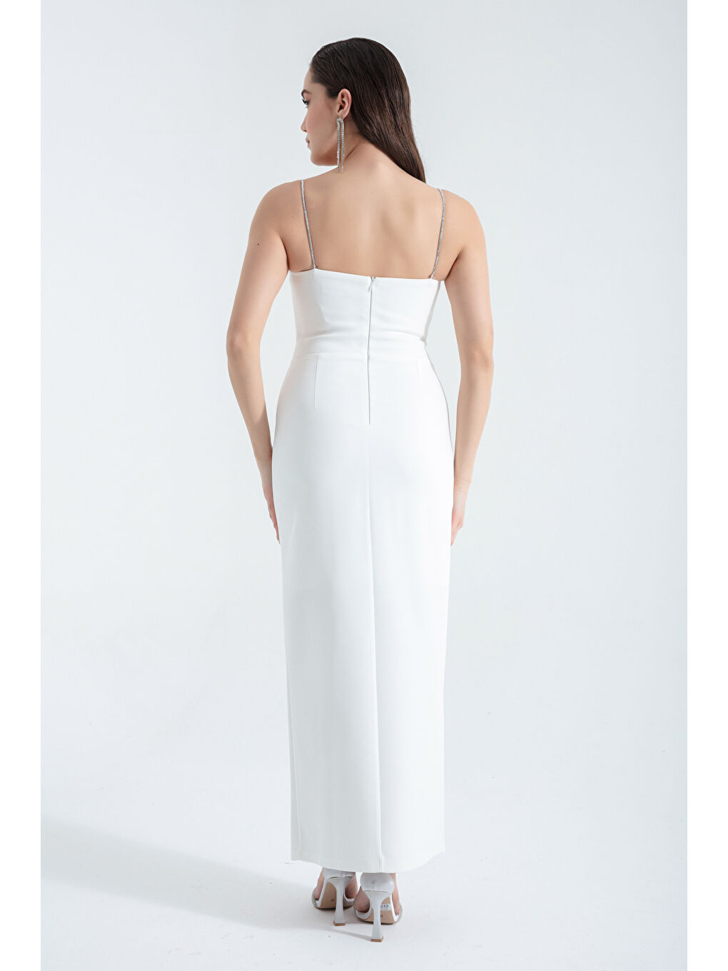 Kadın Beyaz Taş Askılı Yırtmaçlı Midi Abiye Elbise-4