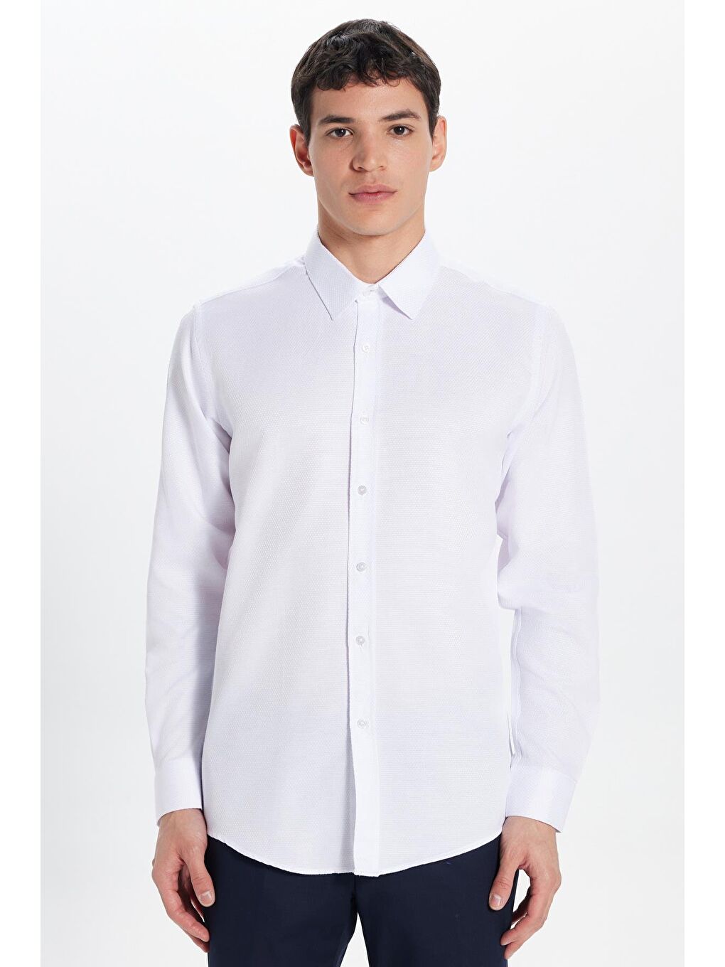 Erkek Modern Fit Dar Kesim Pamuklu Kolay Ütü Armürlü Beyaz Gömlek-2