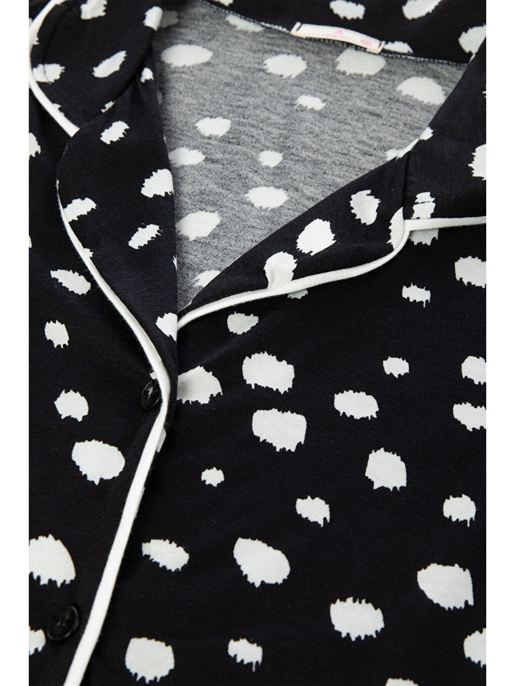 Siyah Kadın Gömlek Yaka Benek/ Puan Desenli Ara Biye Detaylı Pijama Takımı-3