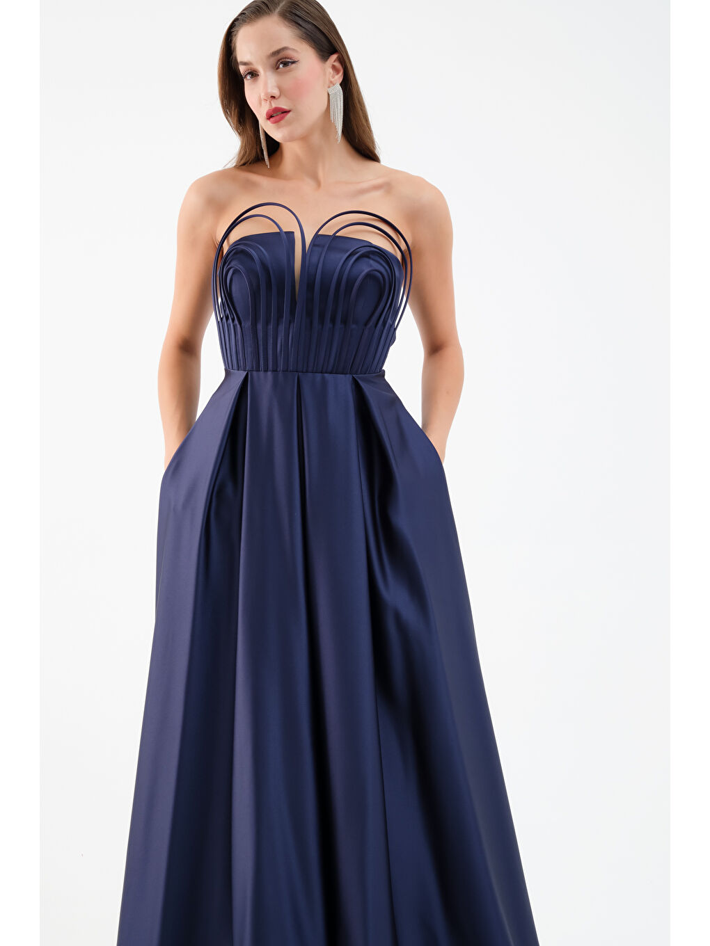 Kadın Lacivert Göğüs Detay Uzun Saten Abiye Elbise-1