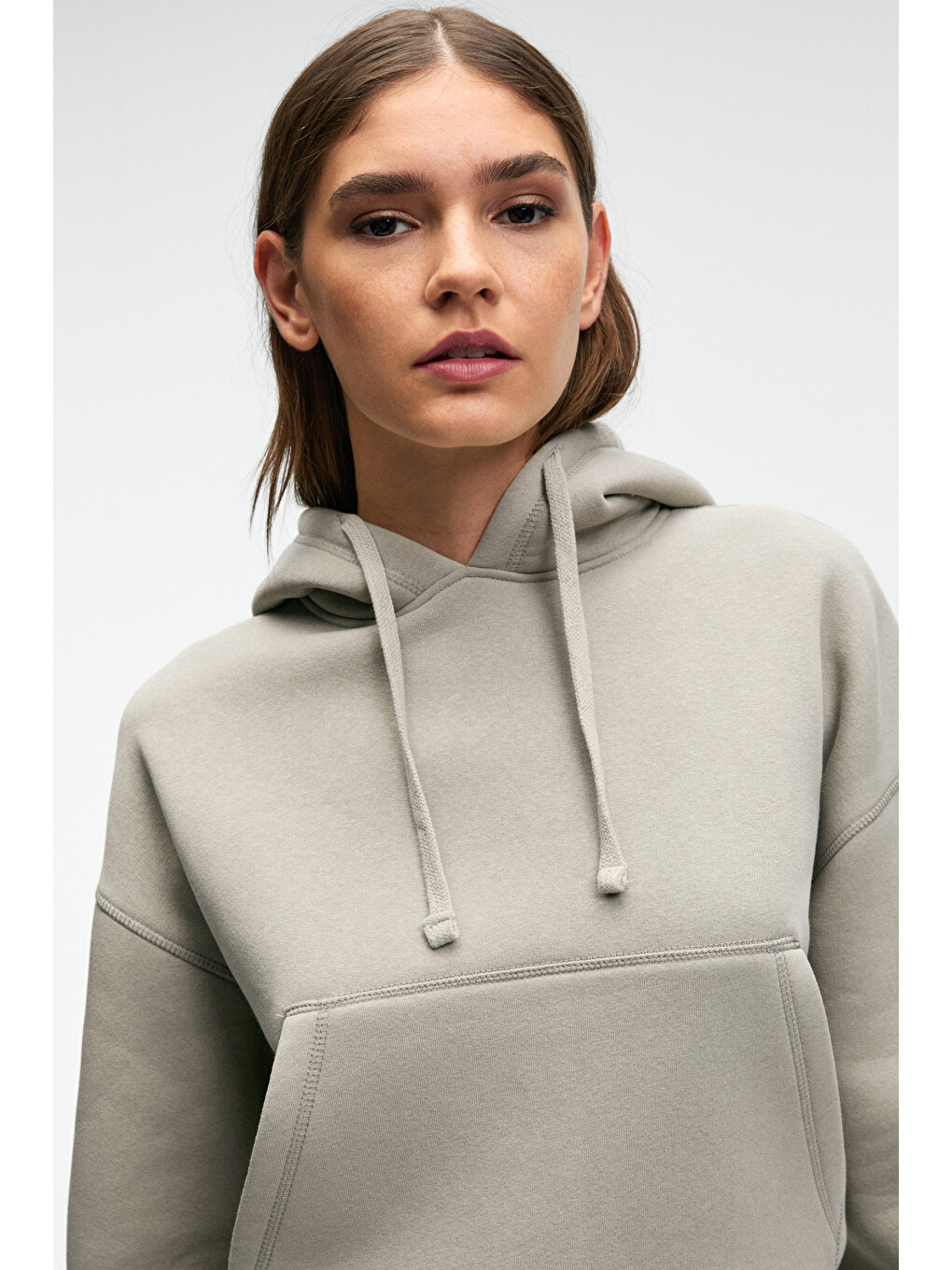 Selene Kadın Kapüşonlu Kangru Cepli Regular Fit Açık Gri Sweatshirt-2