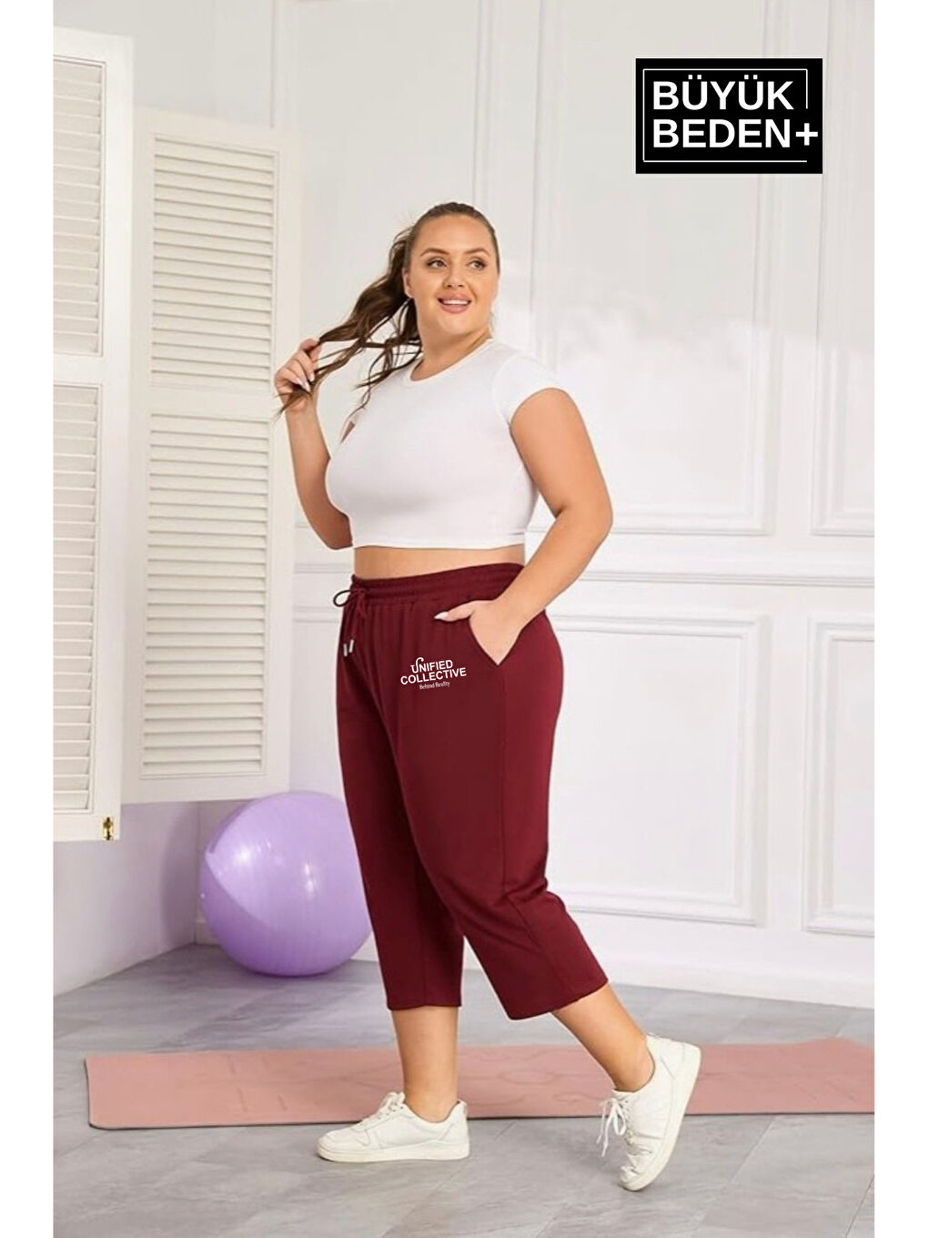 Bordo Kadın Büyük Beden Unified Collective Baskılı Standart &Regular Kalıp Şort SPR25BSRK088-1