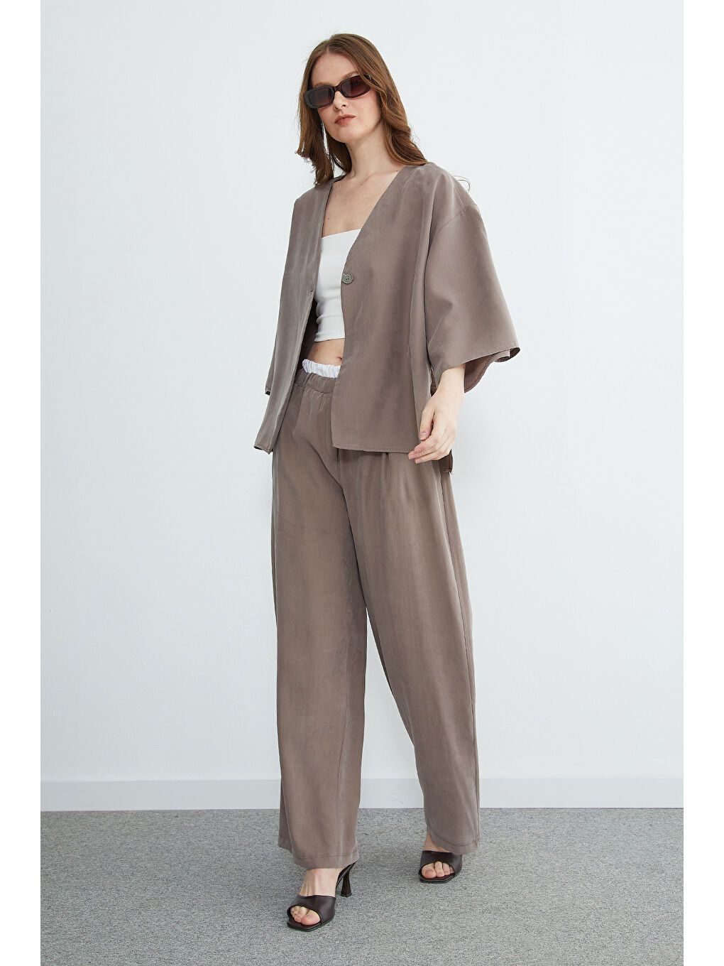 Bej Tek Düğmeli Lyocell Kumaş Oversize Ceket-3