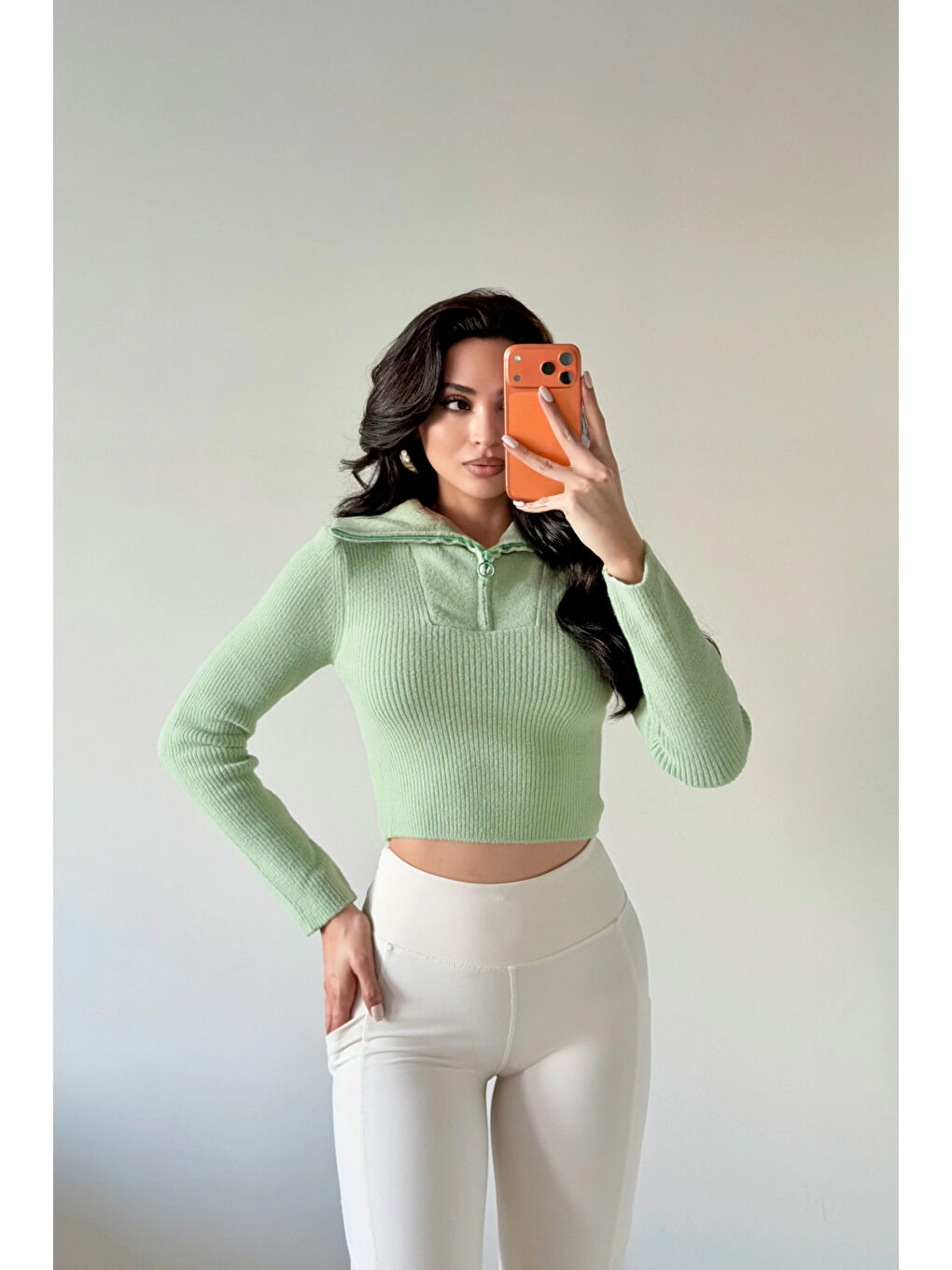 Yeşil Kadın Mint Crop Kazak 1014-2022