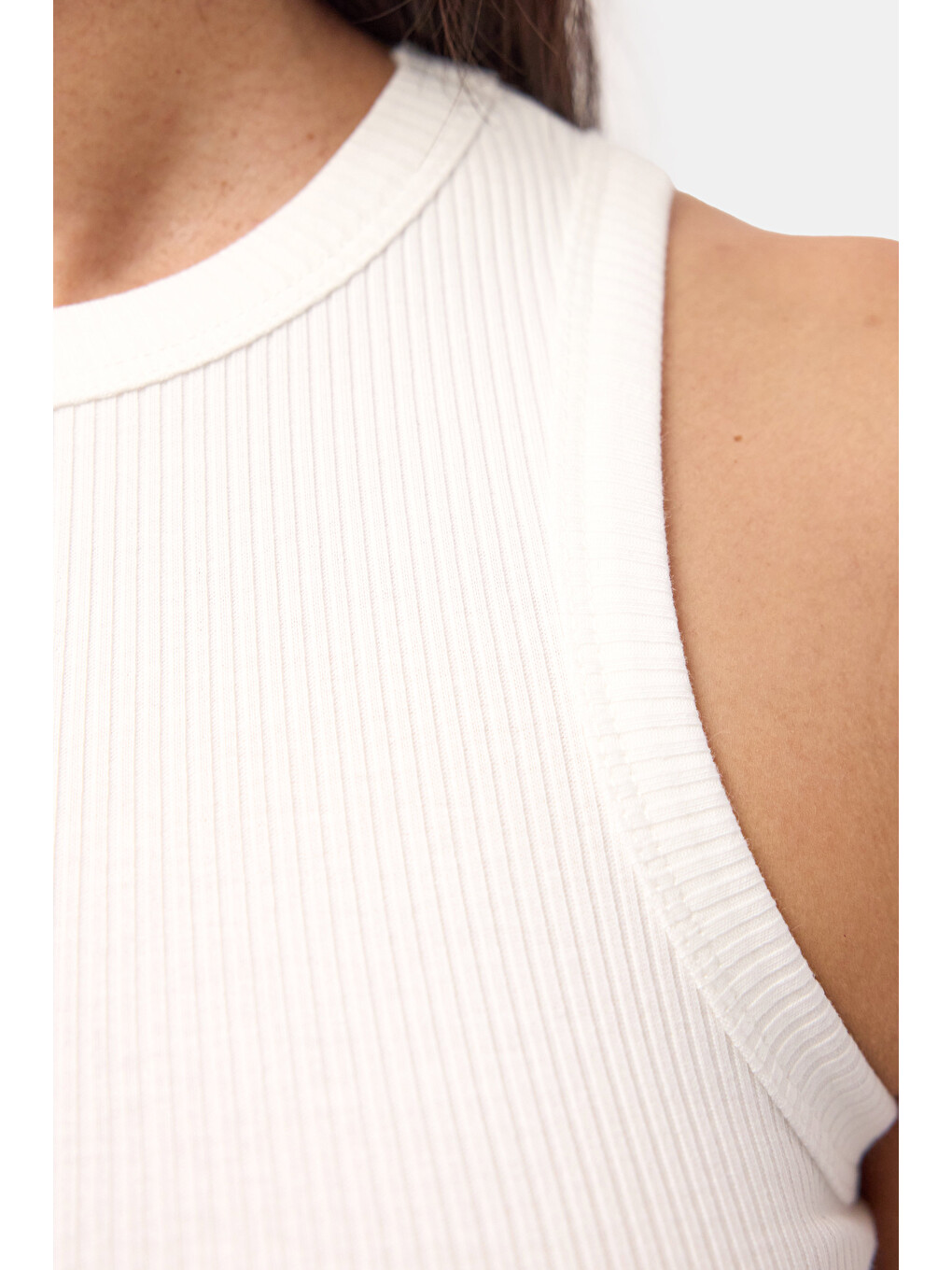 Kadın Ekru s6-101 Sıfır Kol Esnek Kumaş Crop Top-4