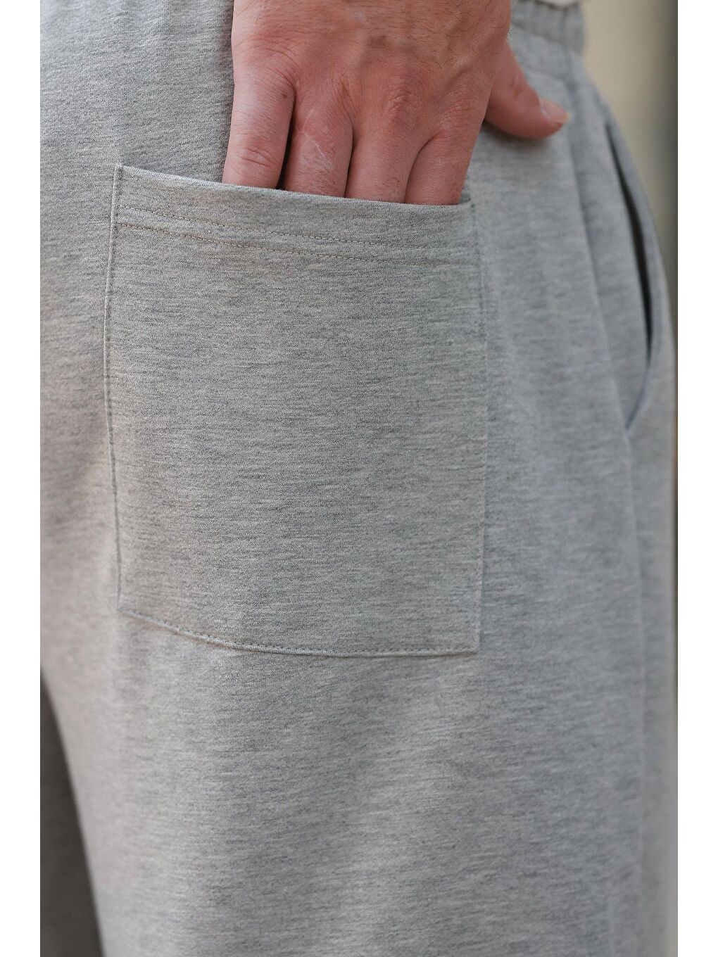 Gri Rahat Kesim Paçası Lastikli Erkek Eşofman Altı E6573-3