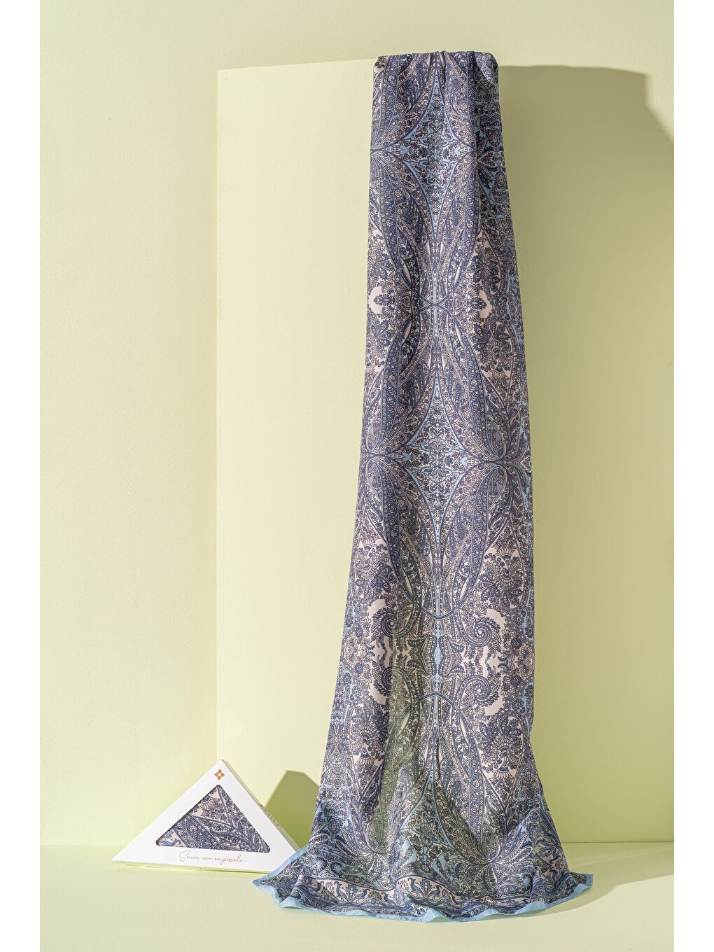 Mavi Kadın Etnik Desen Soft Nysa Şal