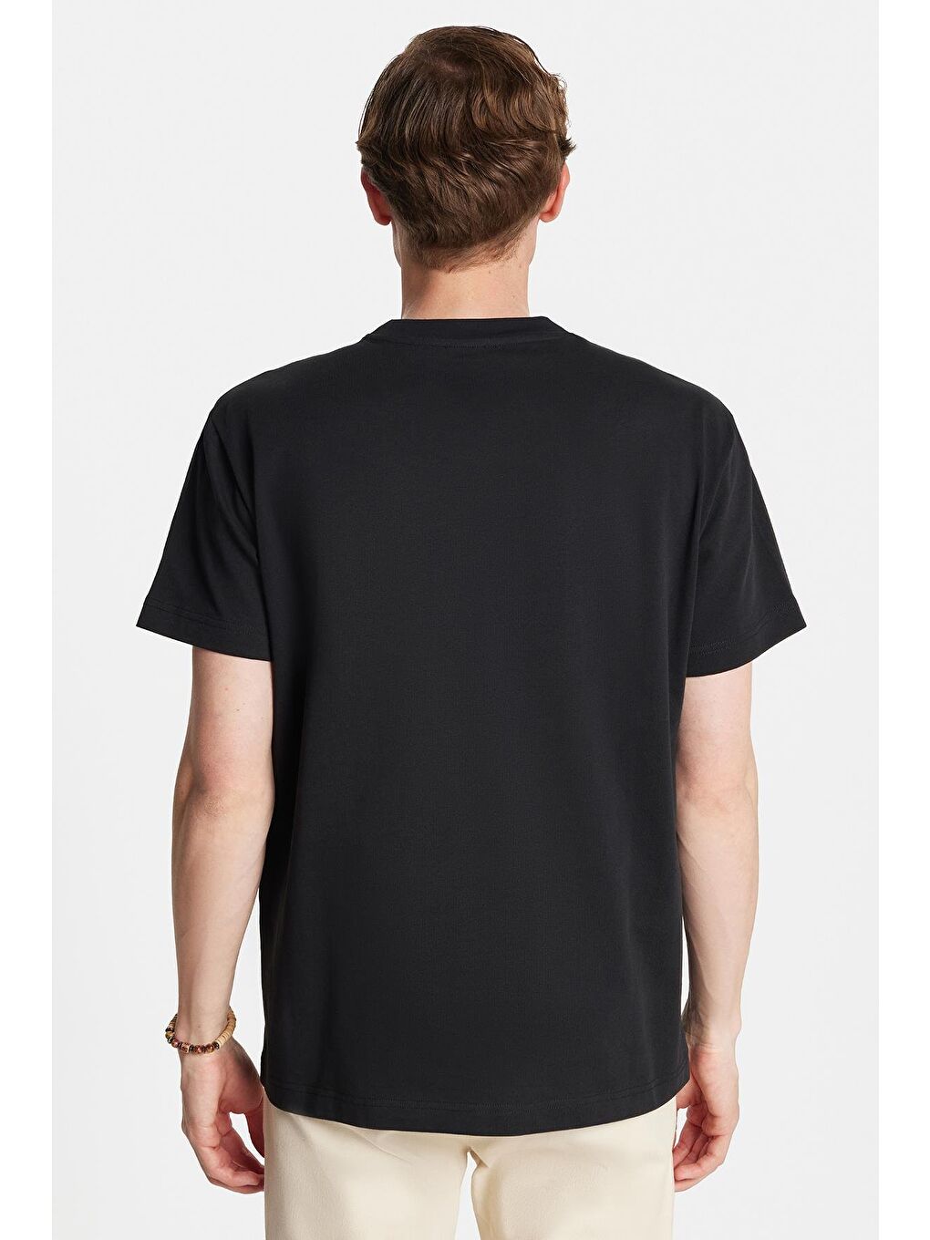 Relax Fit Rahat Kesim %100 Pamuk Ön Nakış Detaylı Bisiklet Yaka Siyah Erkek Tişört-4