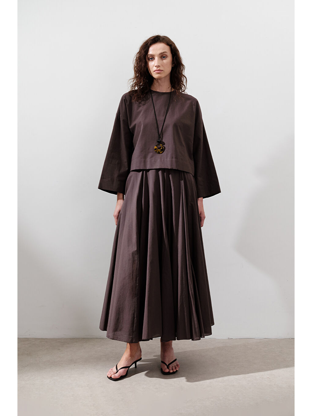 Pamuklu Crop Uzun Kol Bluz Kahverengi-2