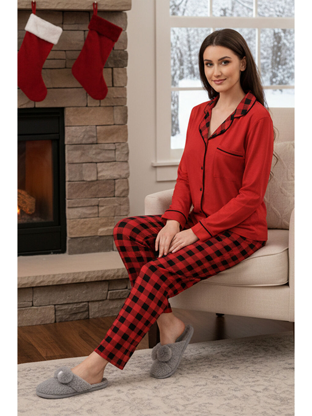 Kadın Kare Desenli Önü Düğmeli Yumuşak Milan Kumaş Pijama Takımı 250350 Kırmızı01-3