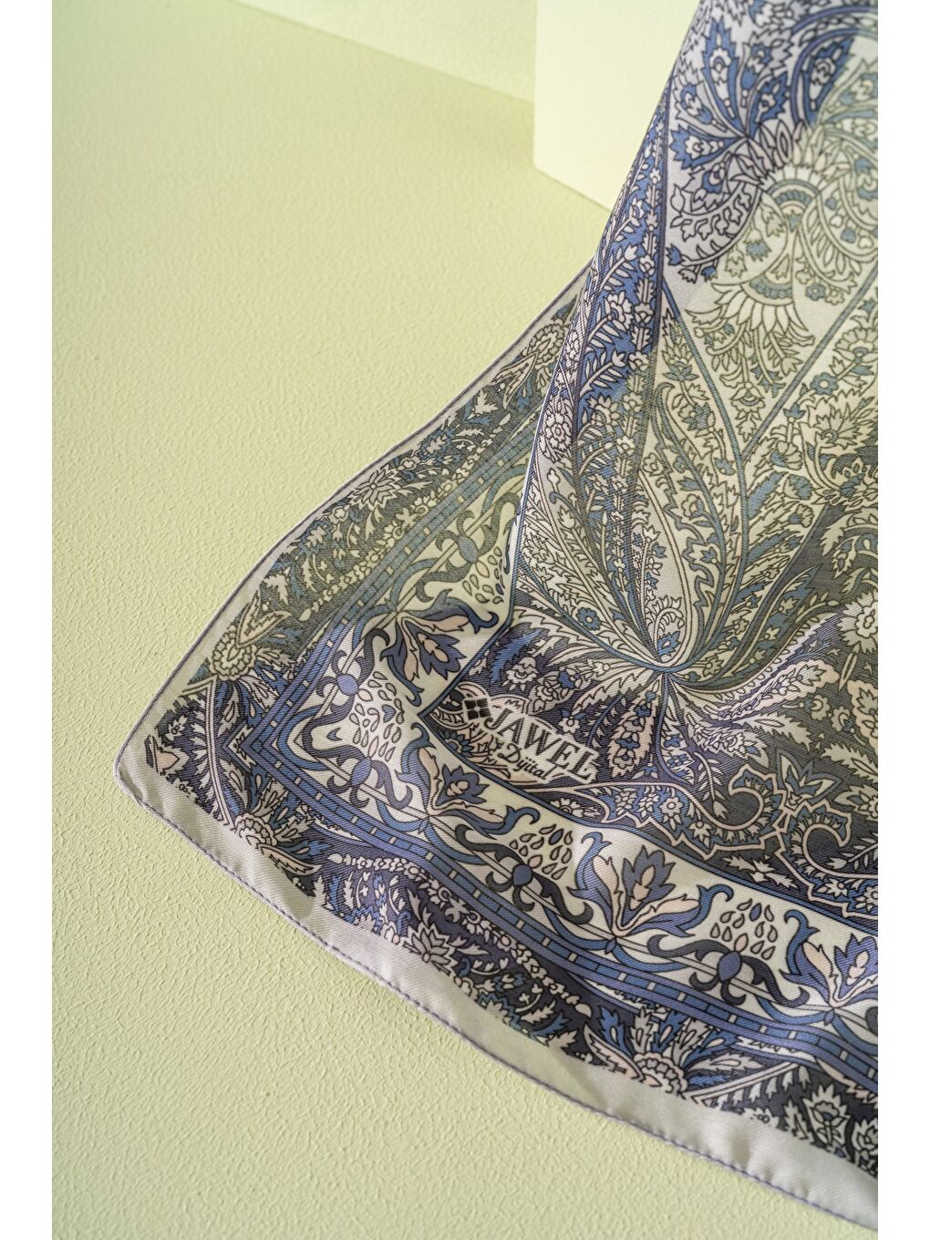 Lacivert Kadın Etnik Desen Soft Nysa Şal-1