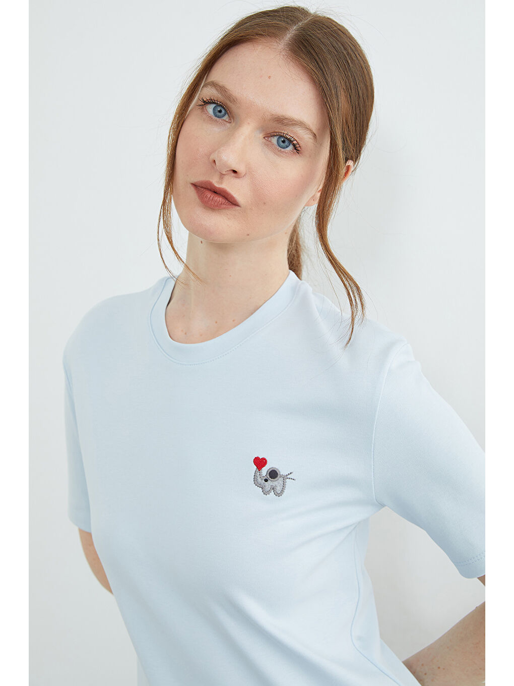 Mavi Fil Nakışlı Bisiklet Yaka Tişört-4