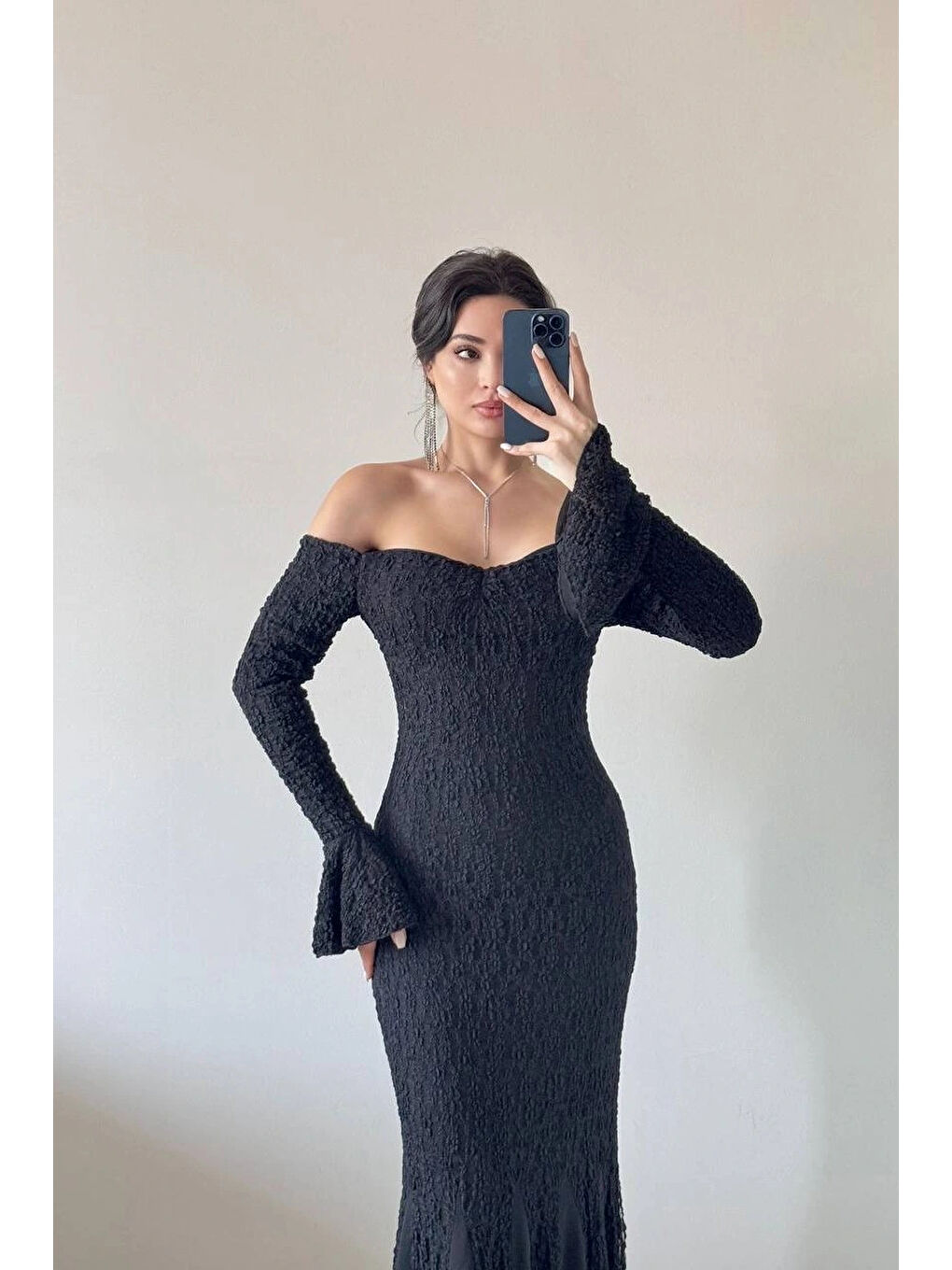 Kadın Siyah Etek Şifon Garni detaylı Dantel Elbise 1041-2738-2