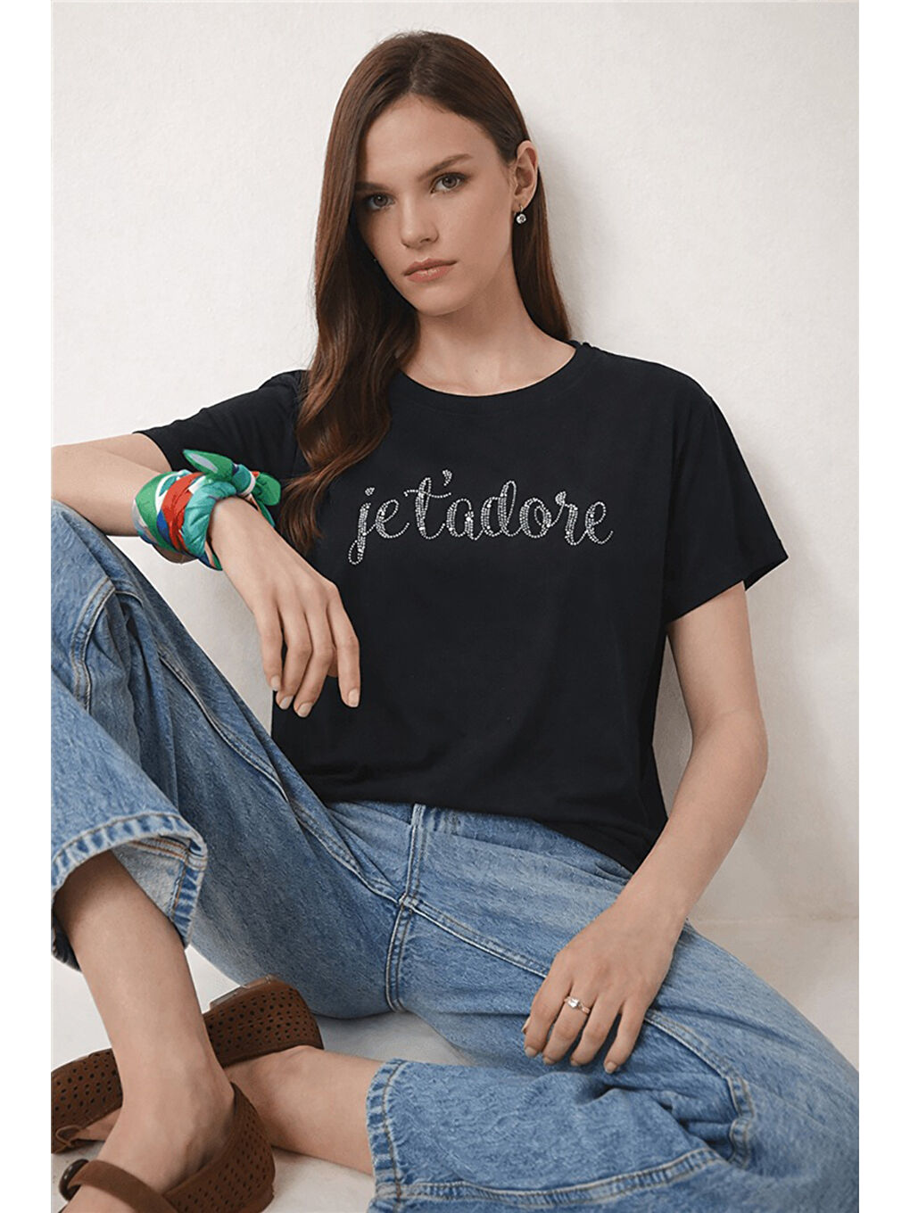 Siyah Dökümlü Baskılı Bisiklet Yaka Kadın Bluz 26Y0190K1-1