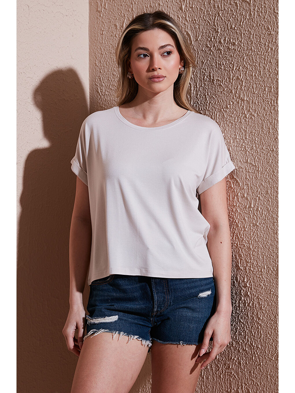 Bej Comfort Fit Bisiklet Yaka Bluz 25Y0519K1-2