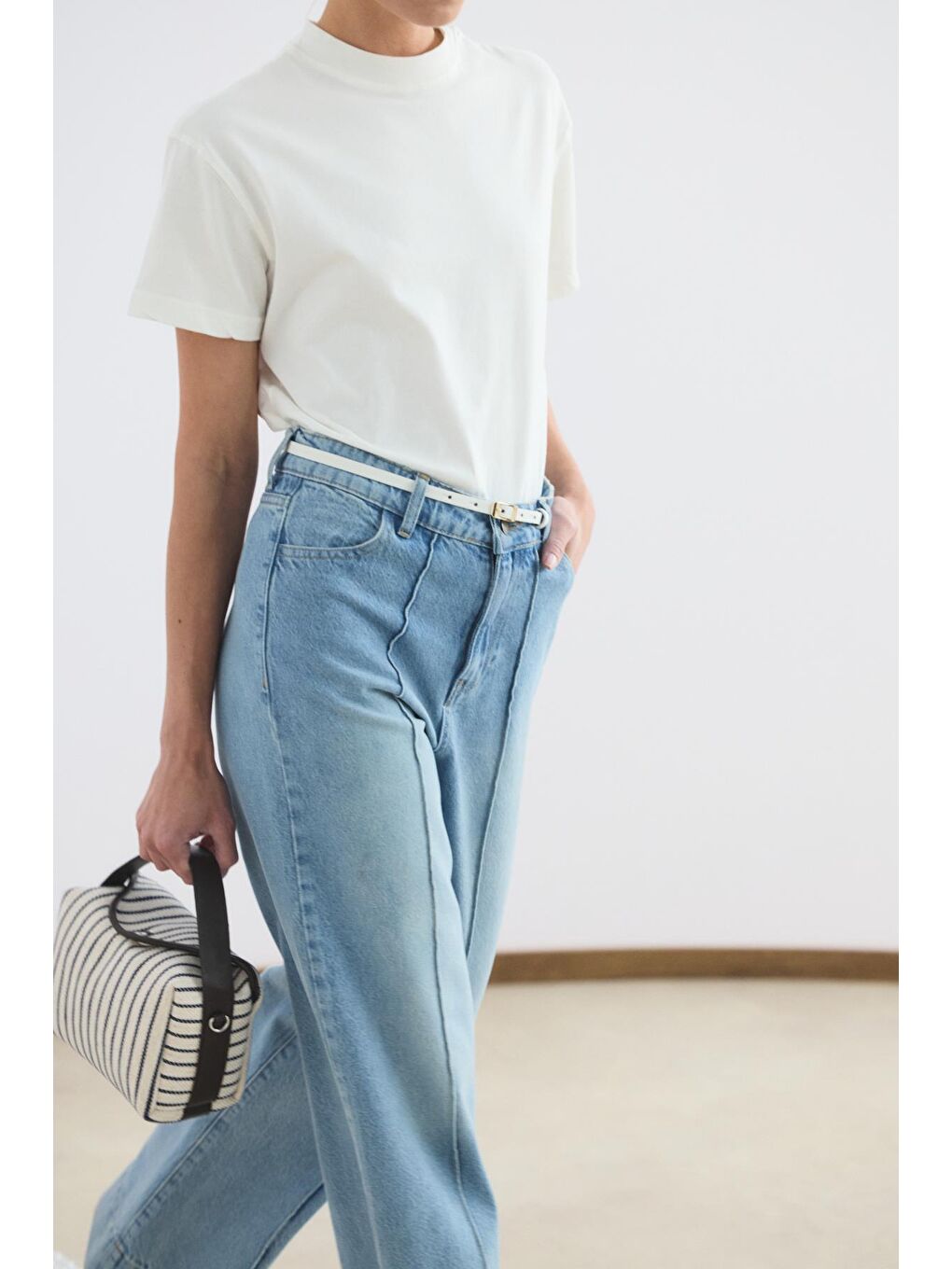 Yüksek Bel Çimalı Geniş Paça Jean Pantolon Açık Mavi-6