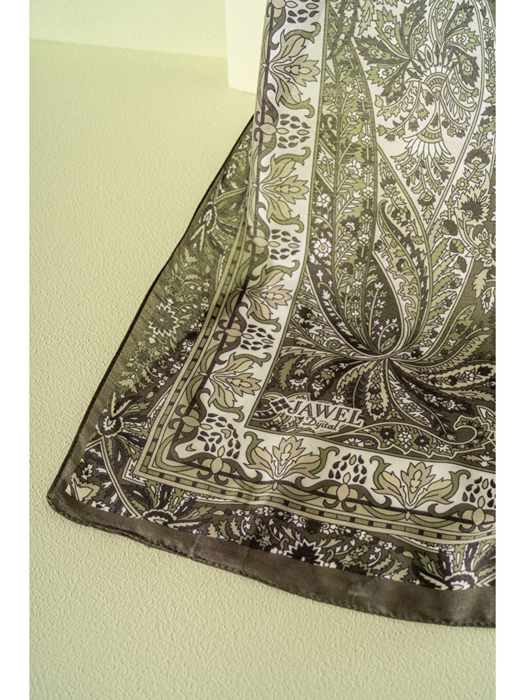 Haki Kadın Etnik Desen Soft Nysa Şal-1