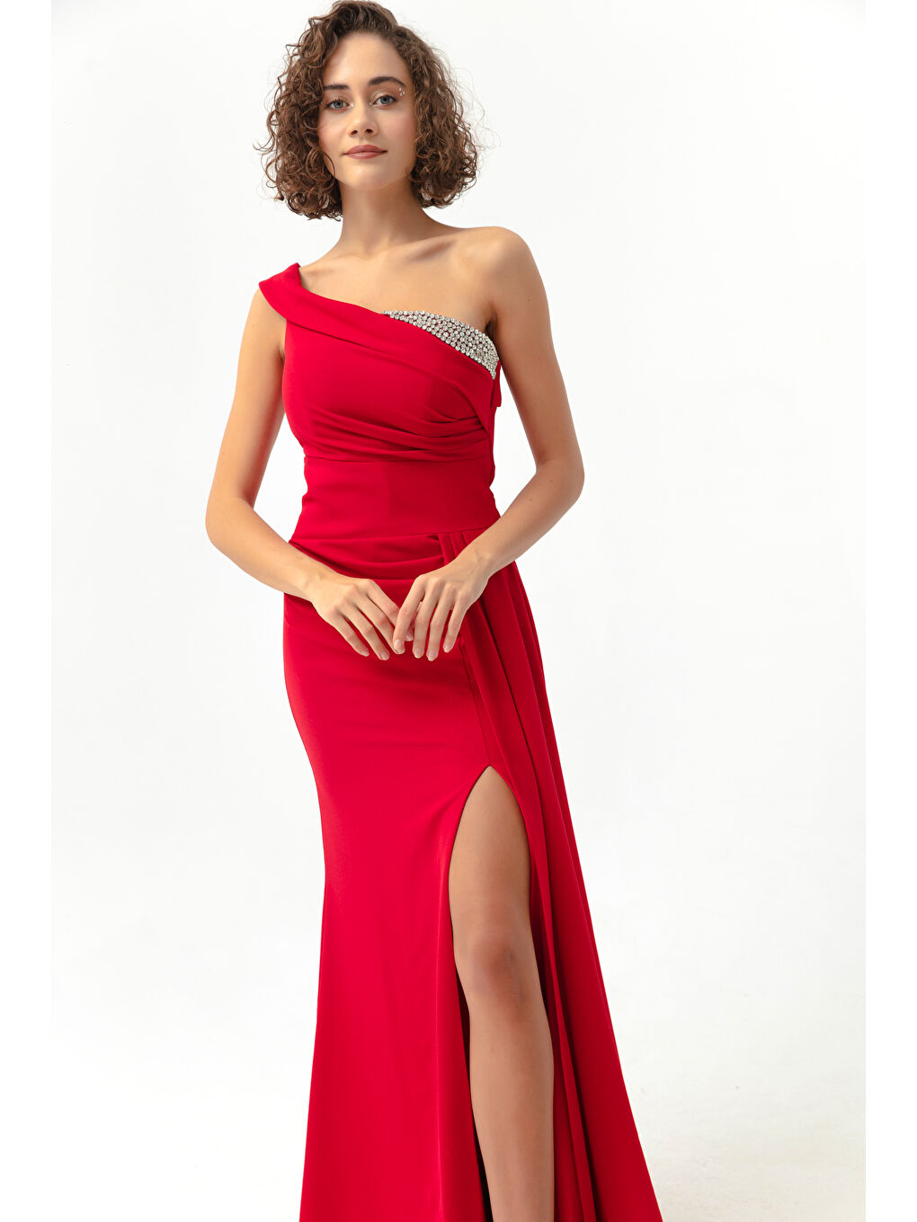 Kadın Kırmızı Tek Omuzlu Taşlı Uzun Abiye Elbise-1