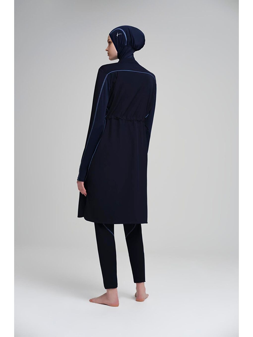 Performans Serisi Petek Doku Detaylı Lacivert 4 Parça Tam Tesettür Mayo Takımı H-Per50 2002-5
