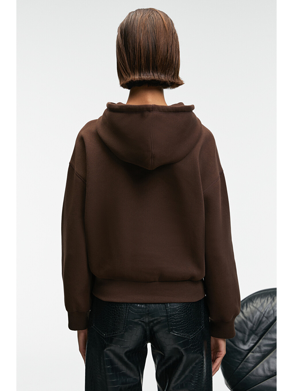 Selene Kadın Kapüşonlu Kangru Cepli Regular Fit Kahverengi Sweatshirt-5