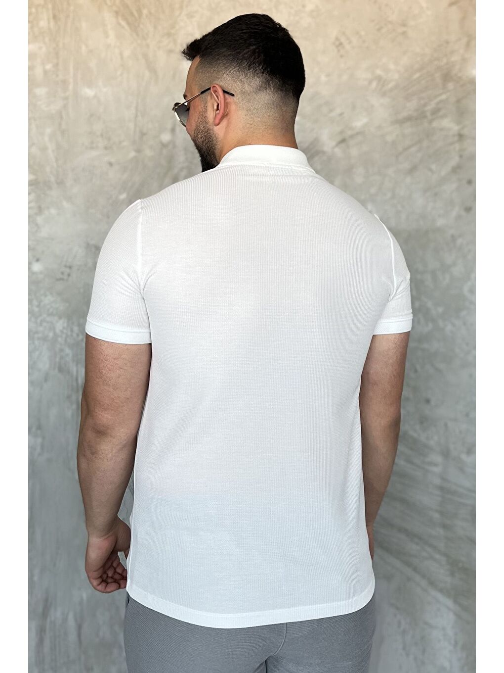 Beyaz Erkek Polo Yaka Yarım Düğmeli Tişört-2