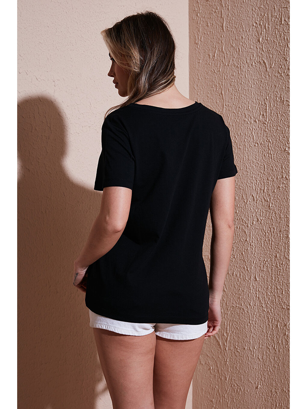 Siyah % 100 Pamuk Comfort Fit V Yaka Basic Bluz 25Y0321K1-5