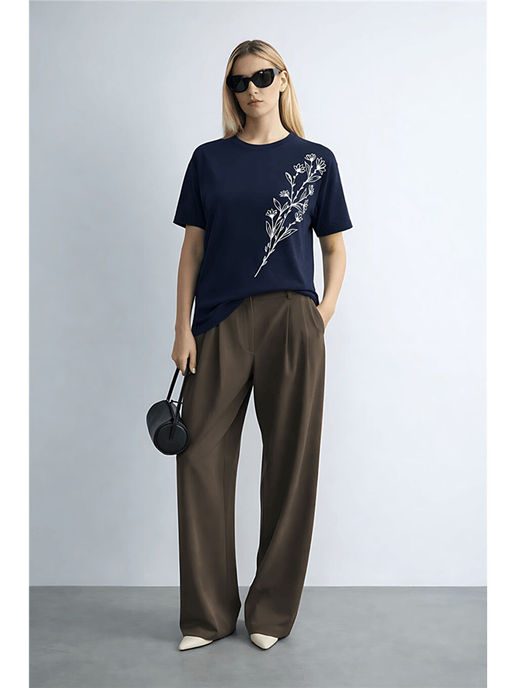 Lacivert Baskılı Bisiklet Yaka Kısa Kollu Kadın Bluz 26Y0229K1-1