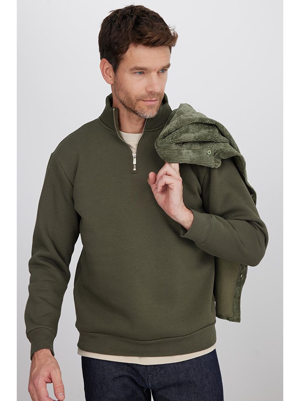 Unisex Relax Fit Rahat Kesim Pamuklu İçi Polarlı Yarım Fermuarlı Haki Dik Yaka Sweatshirt-4