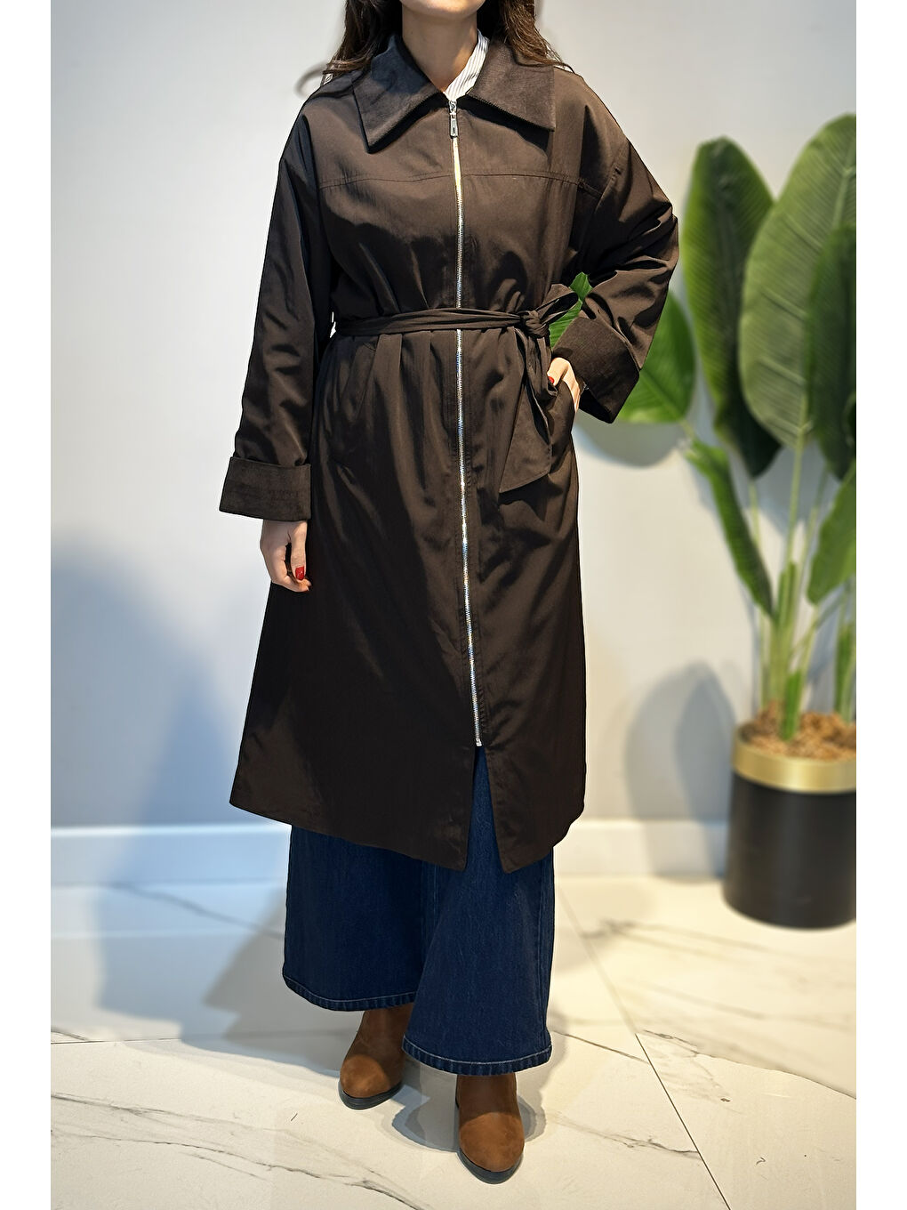 Önü Fermuarlı Yaka Kadife Detay Kap Ceket 16745 Kahverengi-1