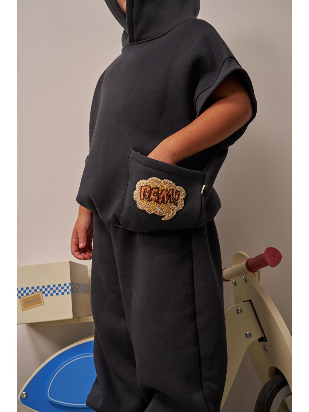 Koyu Gri Nakışlı Cepli Hoodie Takım-7