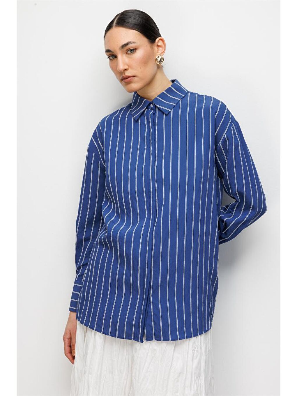 Oversize Lacivert Çizgili Gömlek-3
