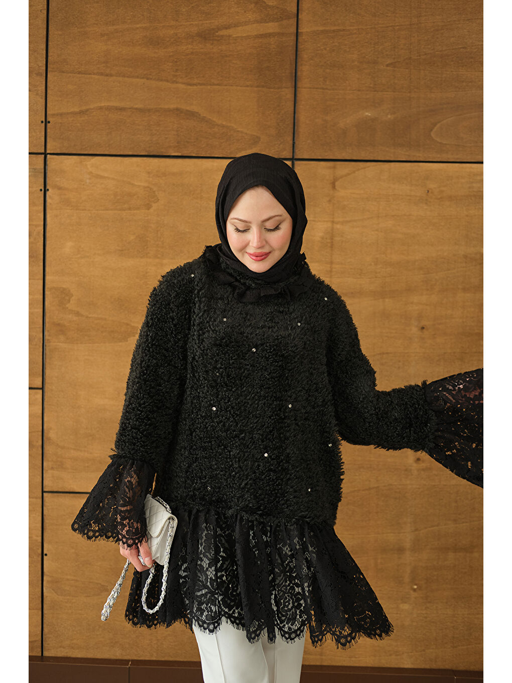 Kadın Dantel Detay Pelüş Tunik Siyah-2