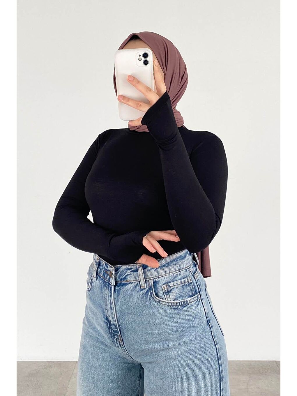 Eldiven Detaylı Balıkçı Yaka Body Siyah