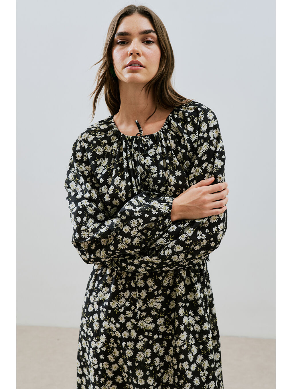 Gri Desenli Pamuklu Büzgülü Elbise Daısy-5