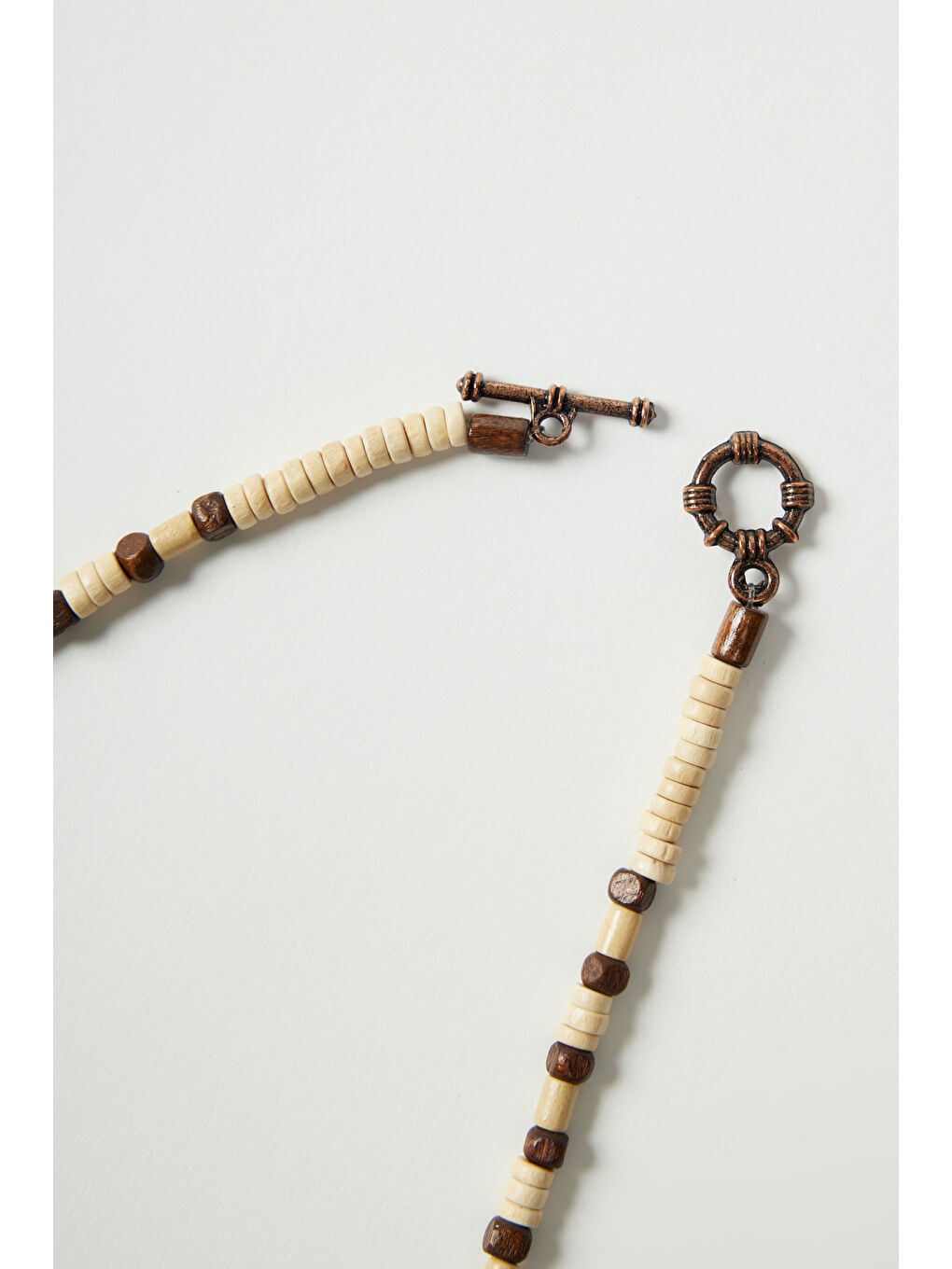 Erkek Bej-Kahve Desenli Ahşap Kolye-2