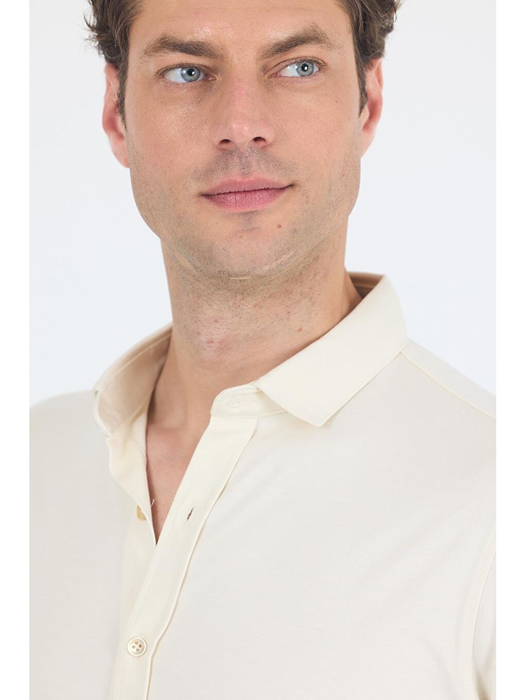 Kahverengi Açık Krem Uzun Kol Düz Örme Polo Yaka Cepsiz Esnek Classic Slim Fit Gömlek 1004250153_650-3