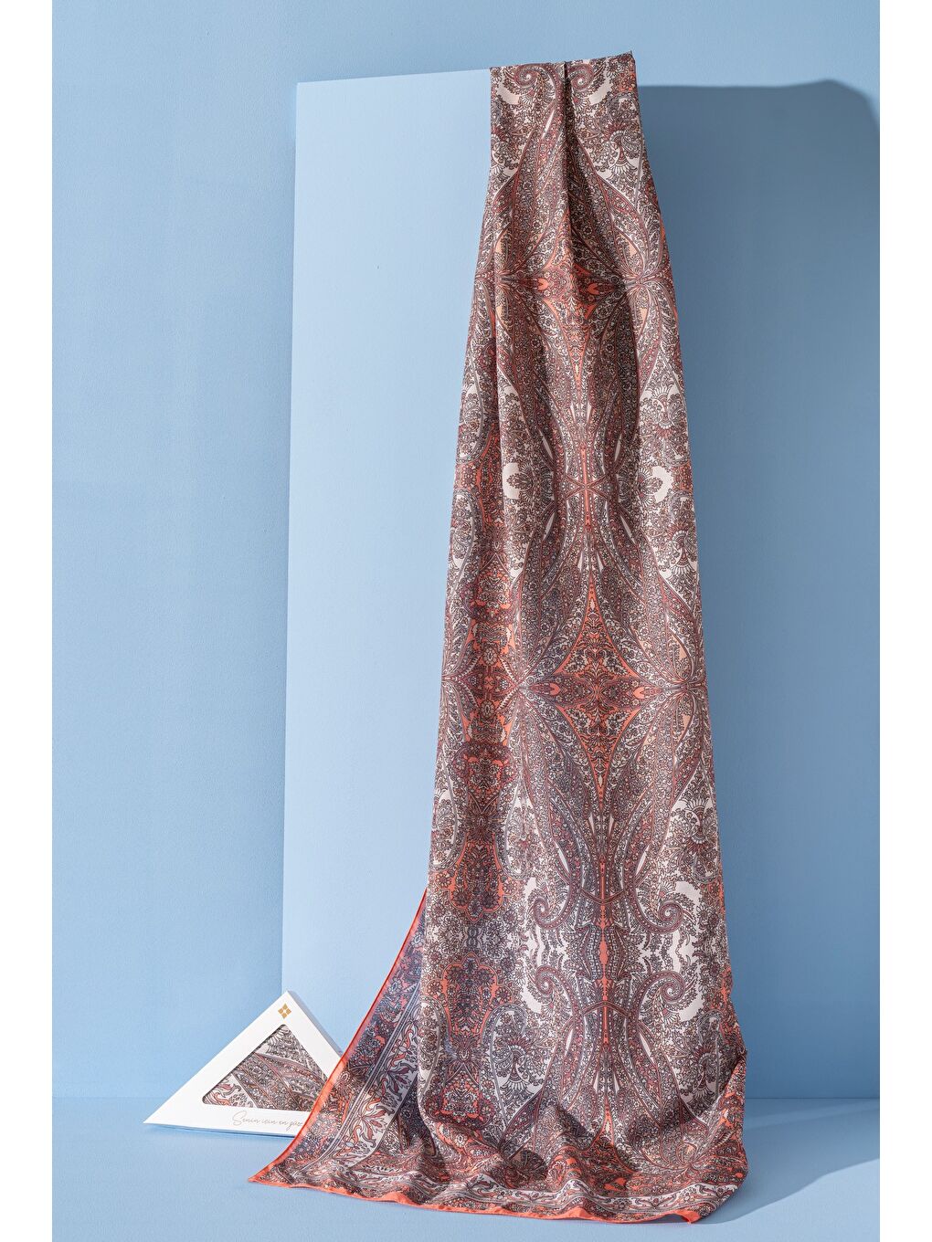 Turuncu Kadın Etnik Desen Soft Nysa Şal