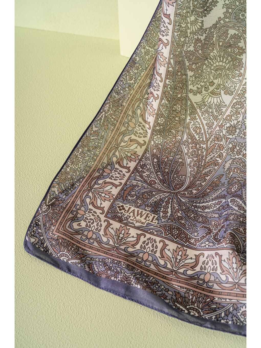 Mor Kadın Etnik Desen Soft Nysa Şal-1