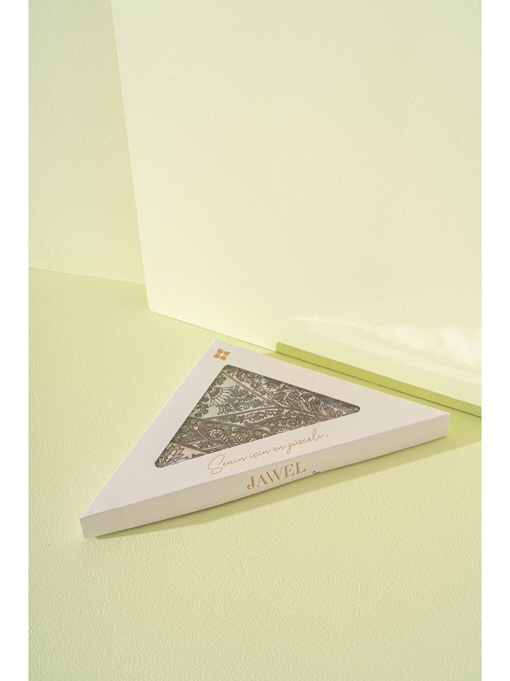 Mor Kadın Etnik Desen Soft Nysa Şal-2