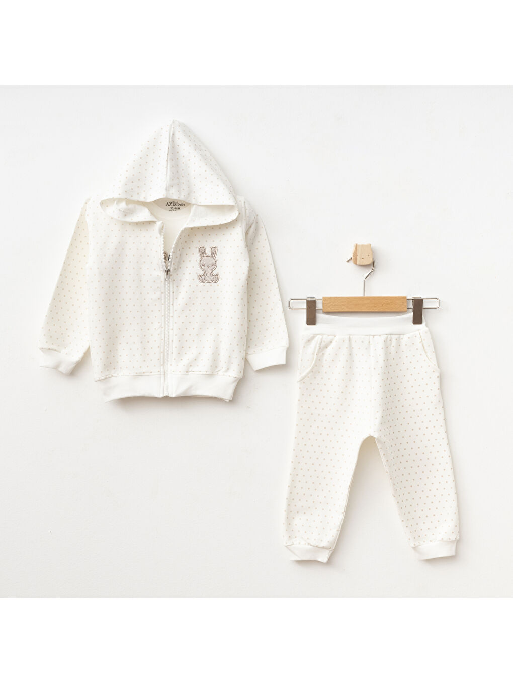 AZİZ BEBE Ekru Kız Bebek Tavşan Nakışlı Sweatshirt Pantolon T-shirt 3'lü Alt Üst Bebek Takımı 3 Ay-36 Ay