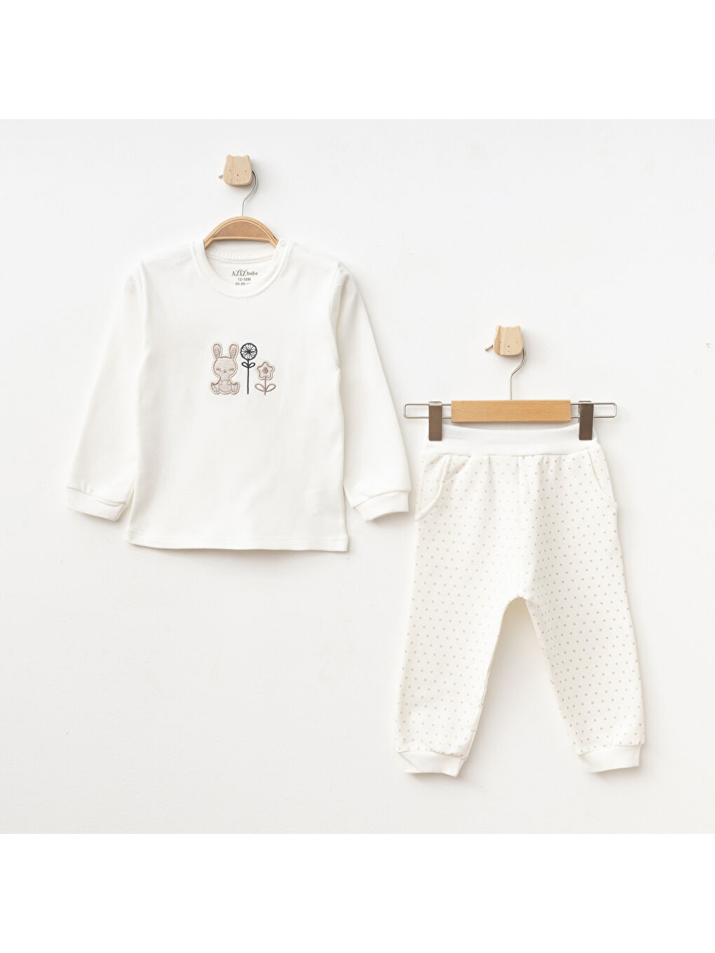 AZİZ BEBE Ekru Kız Bebek Tavşan Nakışlı Sweatshirt Pantolon T-shirt 3'lü Alt Üst Bebek Takımı 3 Ay-36 Ay - 1