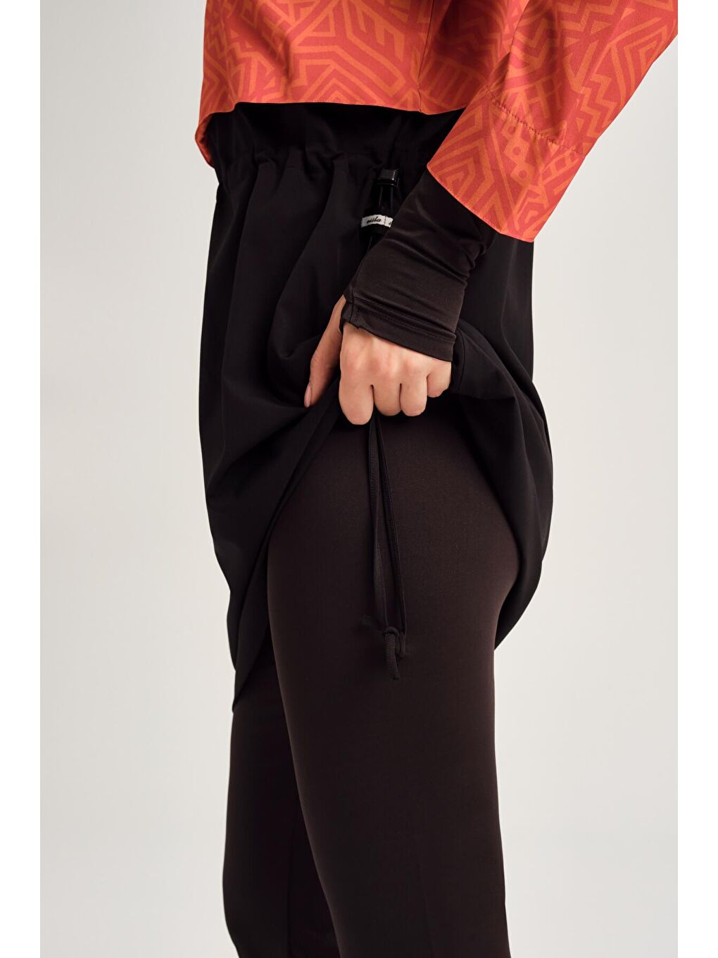 Esila Turuncu Siyah Jileli Tam Tesettür Mayo Üstü 2934-6