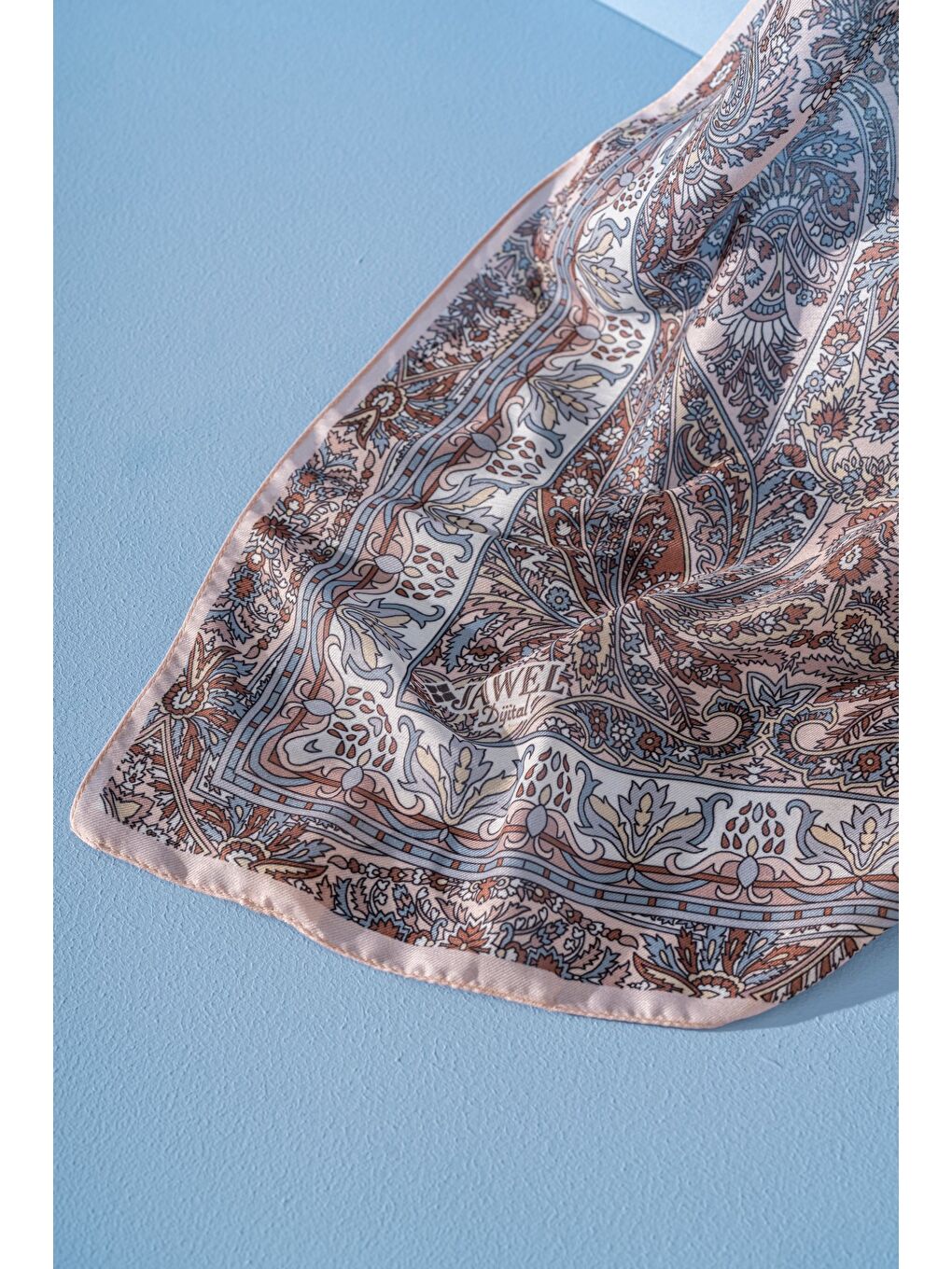 Pembe Kadın Etnik Desen Soft Nysa Şal-1