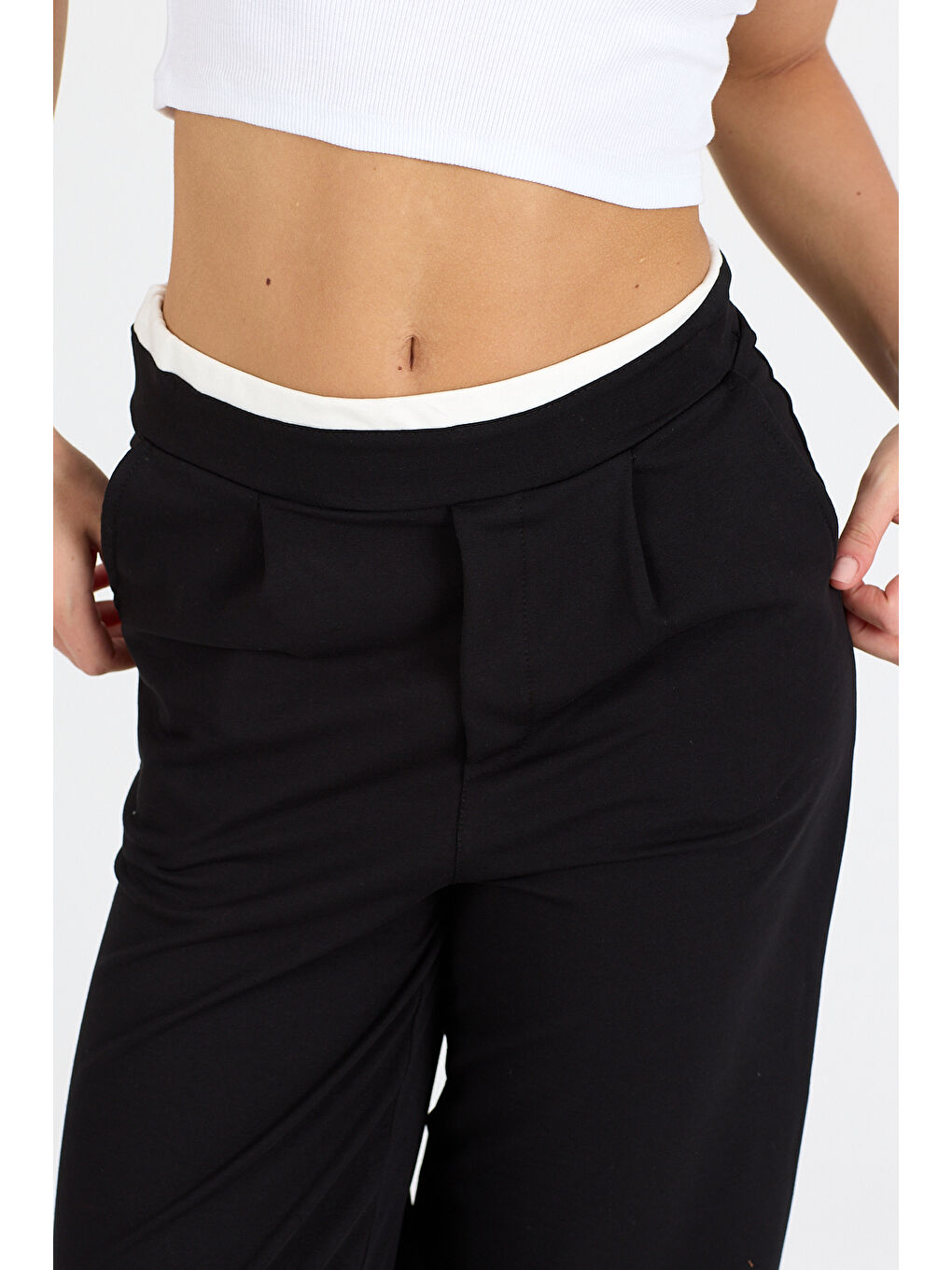 Siyah Kadın Kemeri 2 Renk Detaylı İspanyol Paça Pantolon 5006-3