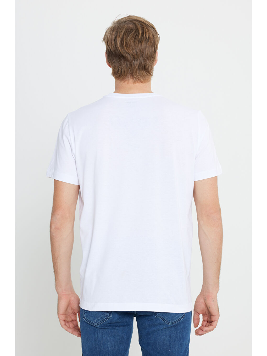 Regular Fit Normal Kesim %100 Pamuk Bisiklet Yaka Beyaz Tişört-4